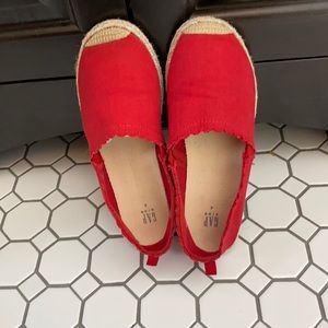 Kid’s cute red espadrilles. Gently worn.